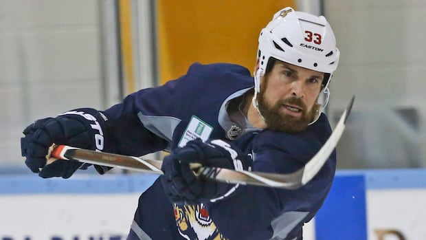 former-vancouver-canuck-willie-mitchell-denies-sexual-assault-allegations-in-court-documents