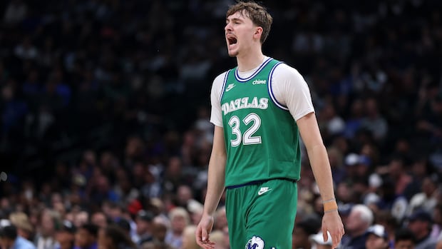 cooper-flagg-edges-former-duke-teammate-kon-knueppel-for-nba-rookie-of-the-year