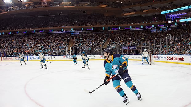 pwhl-experiences-record-attendance-growth-in-third-regular-season